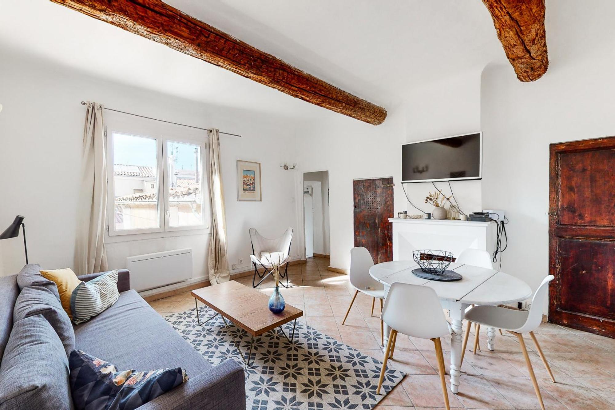 Le Pigeonnier - Un Voyage En Provence Apartment เอ็ก-ซอง-โพรวองซ์ ภายนอก รูปภาพ