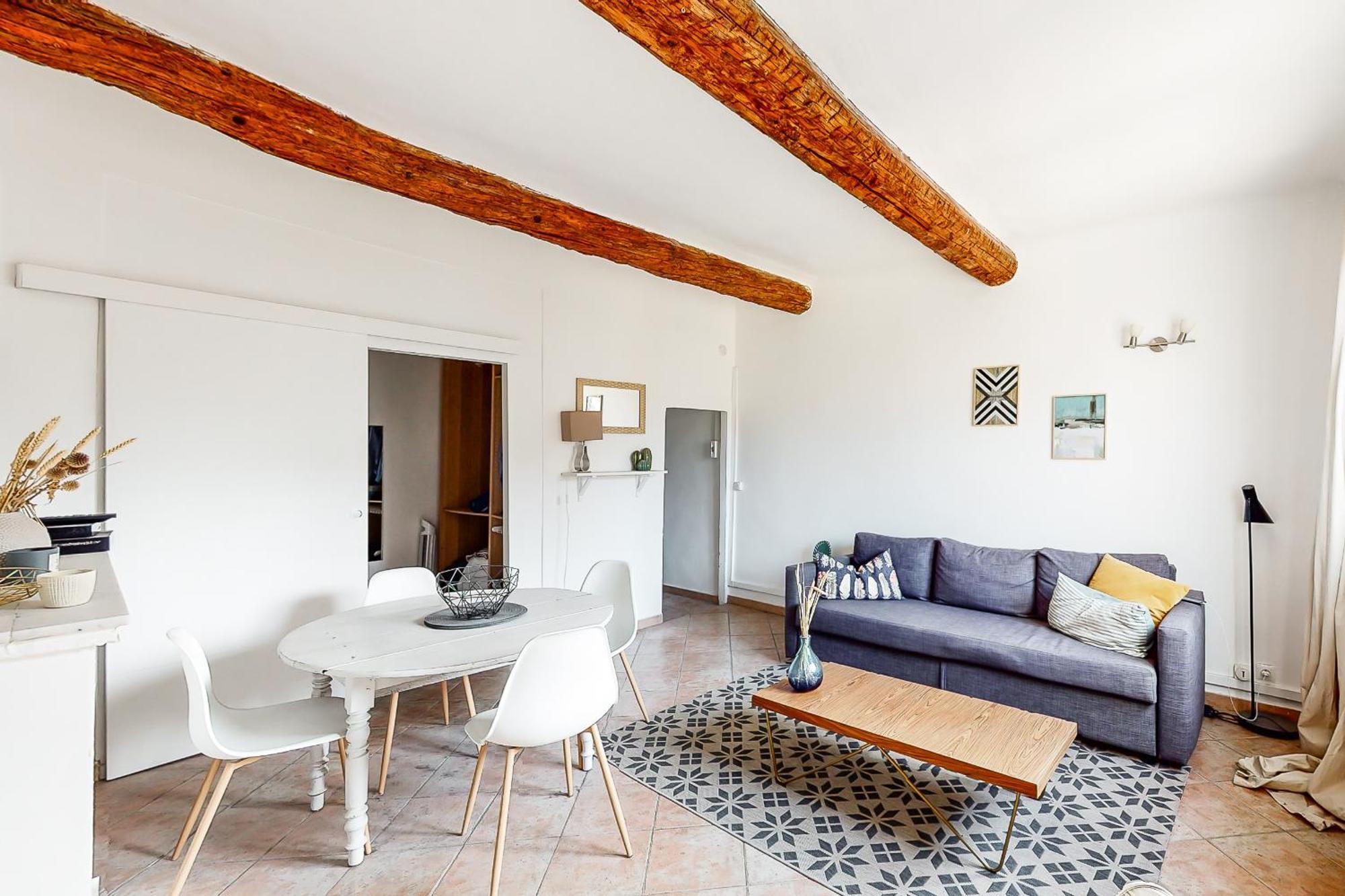 Le Pigeonnier - Un Voyage En Provence Apartment เอ็ก-ซอง-โพรวองซ์ ภายนอก รูปภาพ